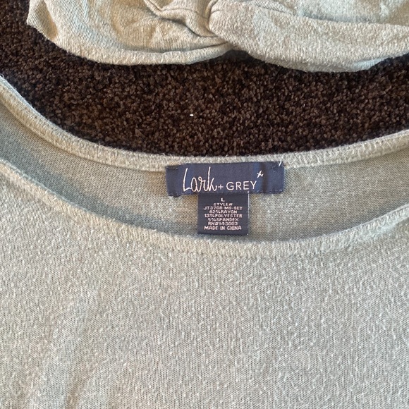 Lark & Grey 3 Piece Loungewear Set - Picture 5 of 11